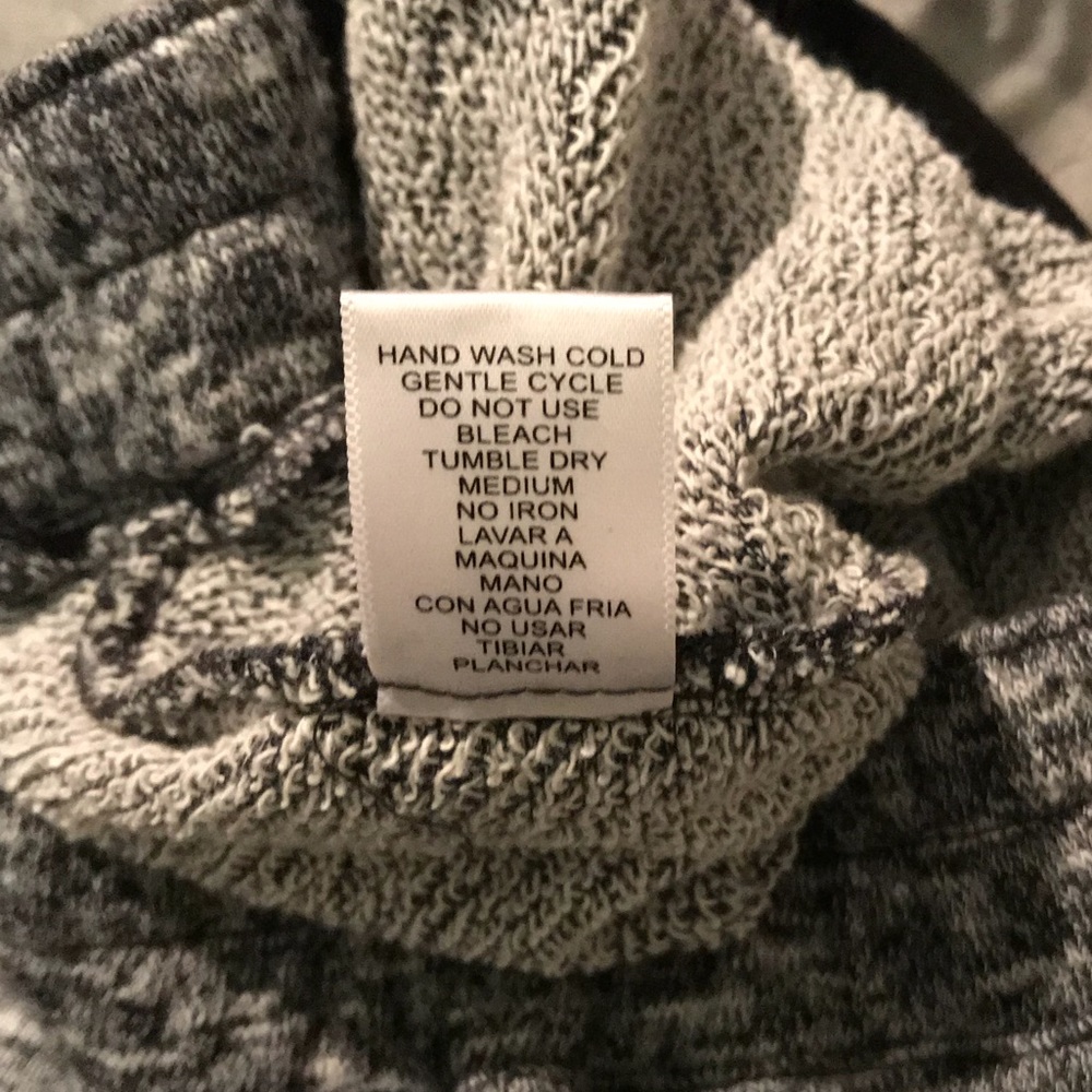 Love Tree❤️ 🌳 2 tone sweats - Picture 7 of 7
